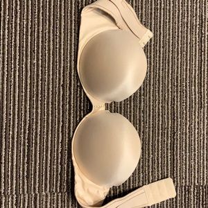 34A push-up strapless bra (not sure on brand)